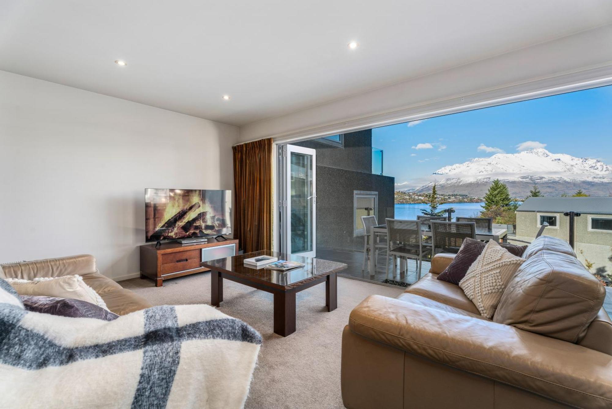 Lakefront Living - 4 Bedrm Apartment Alpine Vilage Queenstown Zewnętrze zdjęcie