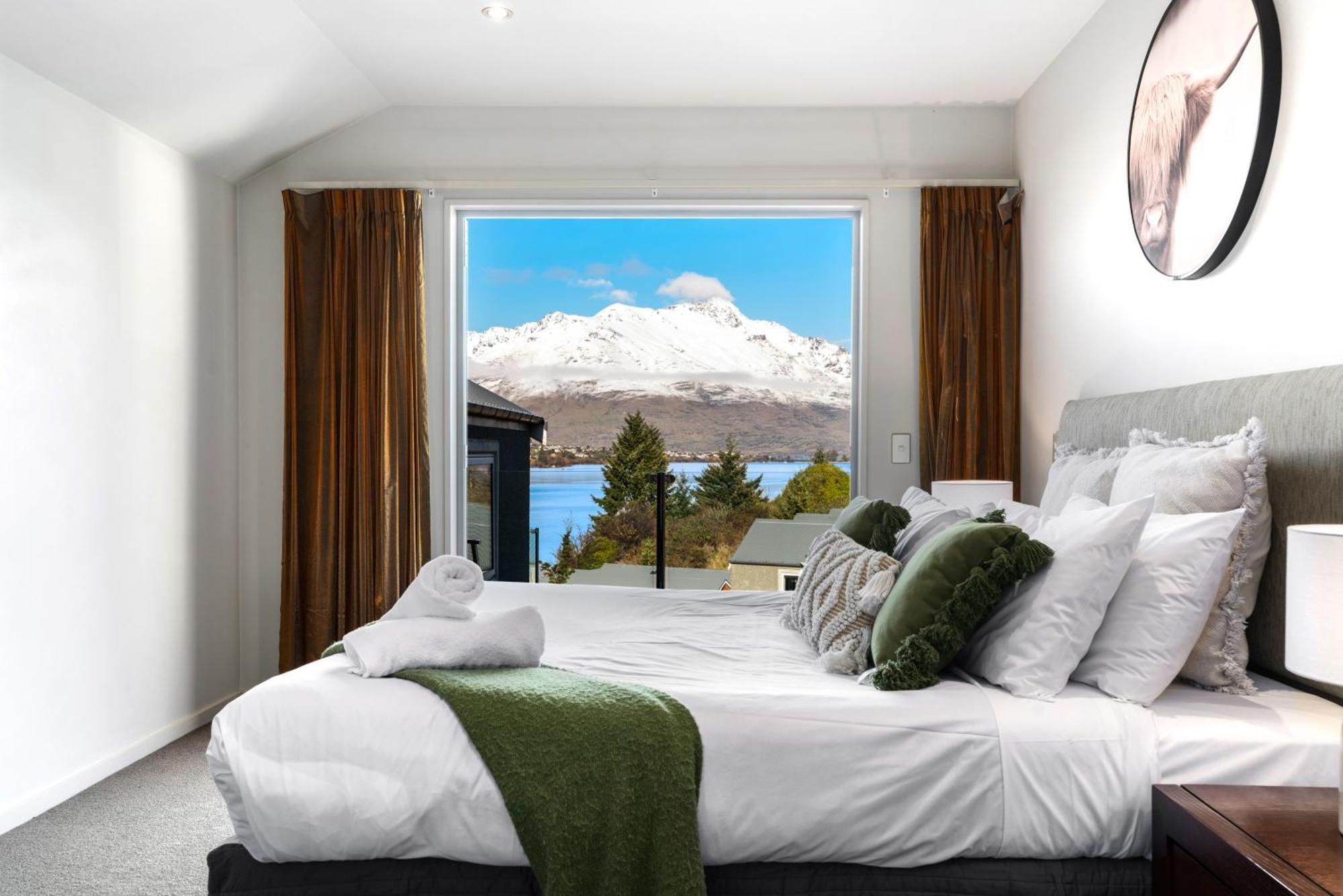 Lakefront Living - 4 Bedrm Apartment Alpine Vilage Queenstown Zewnętrze zdjęcie